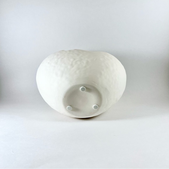 Ceramic Egg Shell Shape Vase - Picture 5 of 5